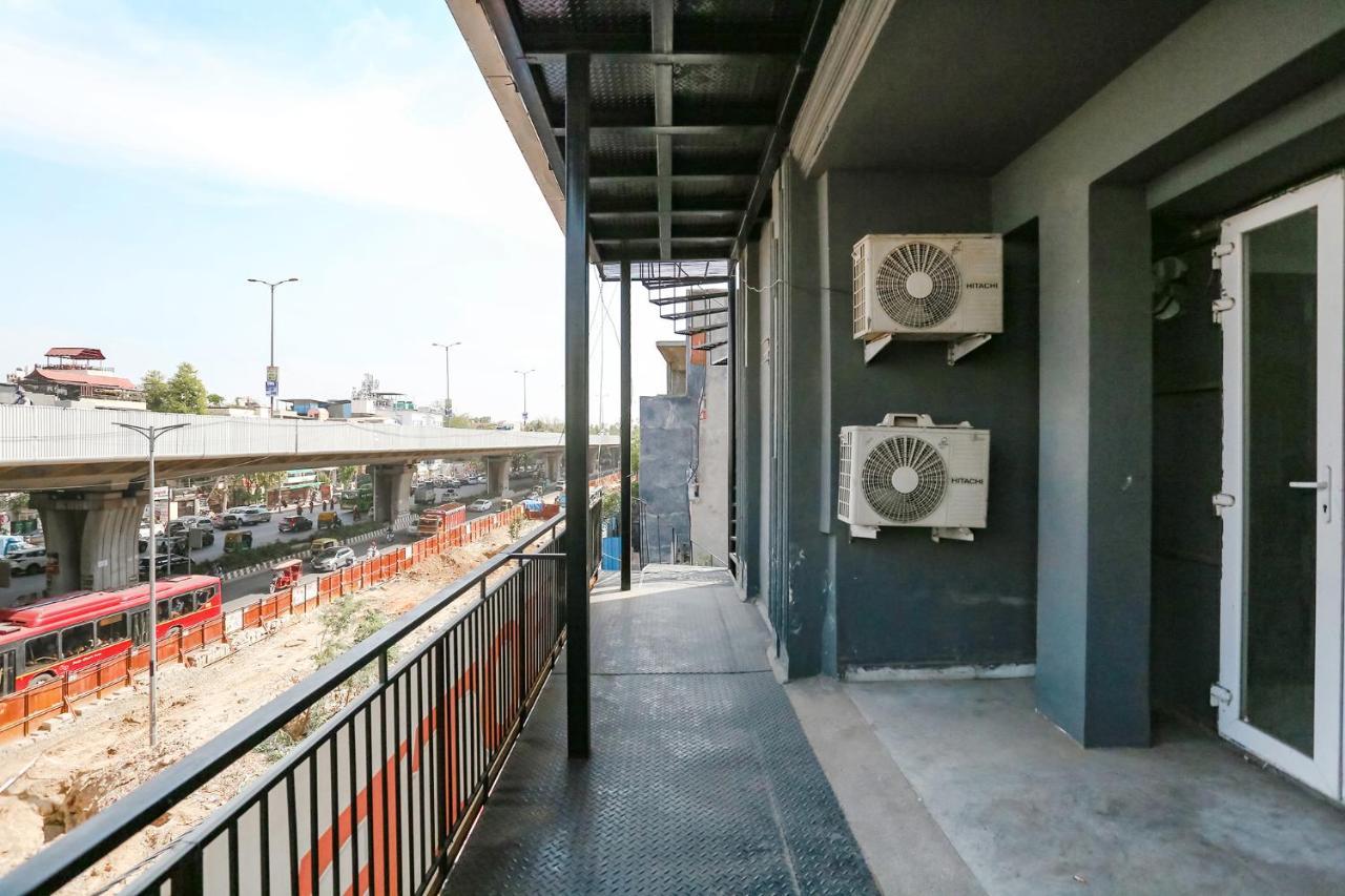 Fabhotel Vat - Meera Bagh デリー エクステリア 写真
